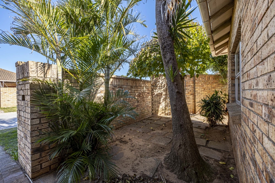 3 Bedroom Property for Sale in Summerstrand Eastern Cape